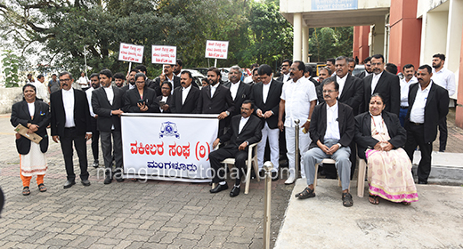 Lawyers protest